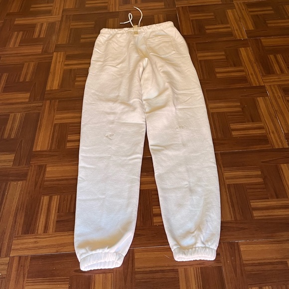 Advisory Board Crystals Lounge Pants - Picture 8 of 10